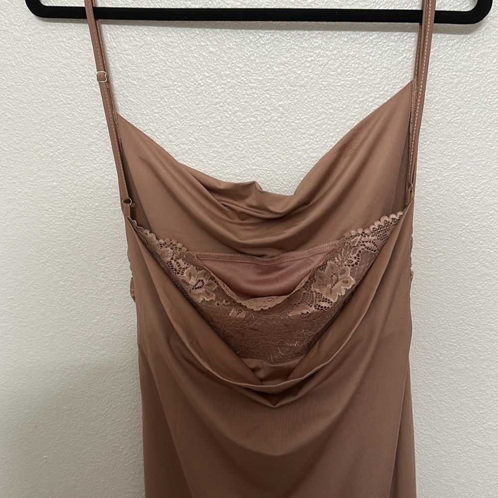 Elegant Tan Bodycon Dress - Picture 3 of 9